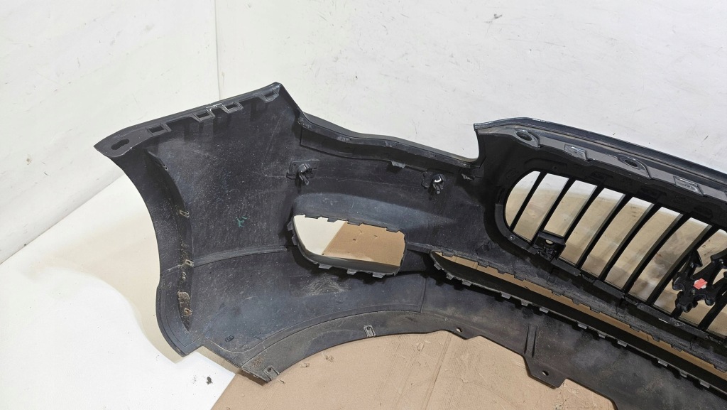 фото №15, Бампер перед передній решітка радіатора maserati quattroporte m156 670005220