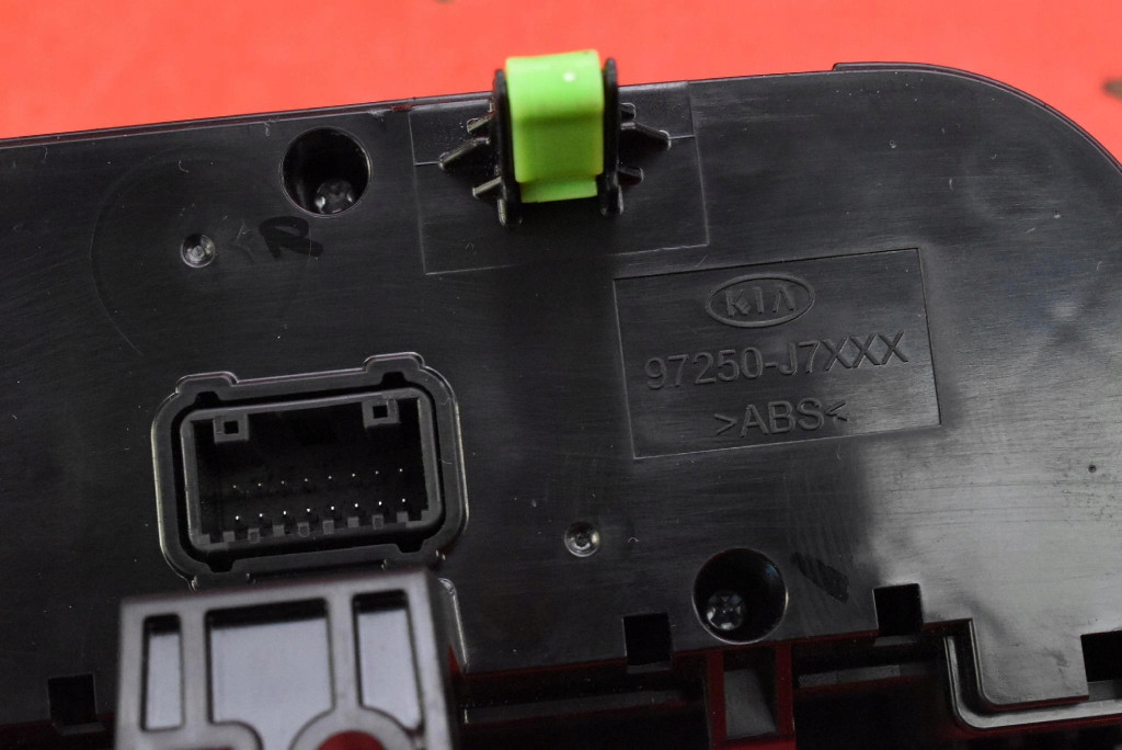 фото №10, Панель управление обдув кондиционер 97250-j7210 kia ceed 3 iii proceed 18-