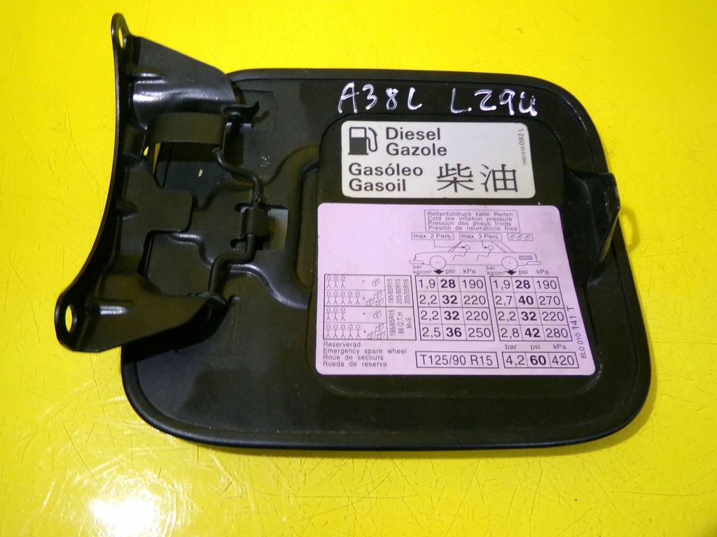 фото №11, Крышка заливной топлива audi a3 8l kod lak: lz9u 8l0010141t nr7