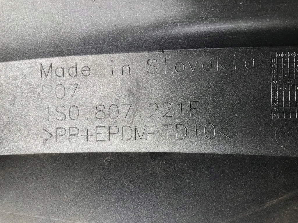 фото №9, Vw up lift 1s0 16-20r бампер перед 1s0807221f