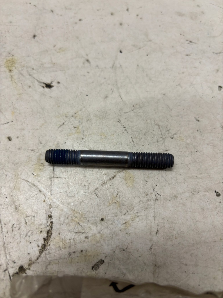 фото №1, Болт ролики натяжителя - peugeot оригинальный номер 0806.55