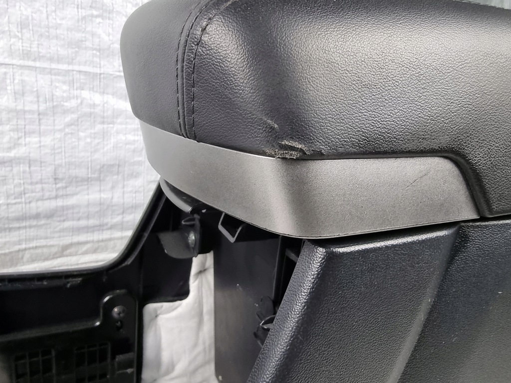 фото №8, Hyundai ix35 тунель середній підлокітник