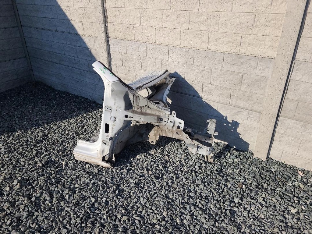 фото №1, Четверть лонжерон правый перед peugeot 208 i