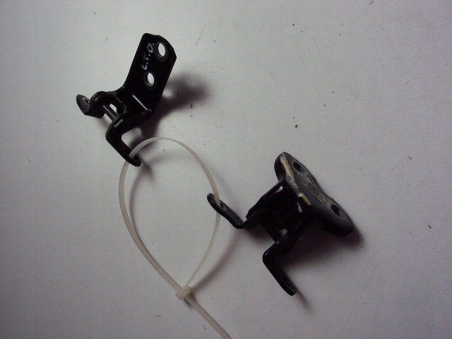 фото №1, Петли дверь левый задняя toyota rav4 iv 13- 209