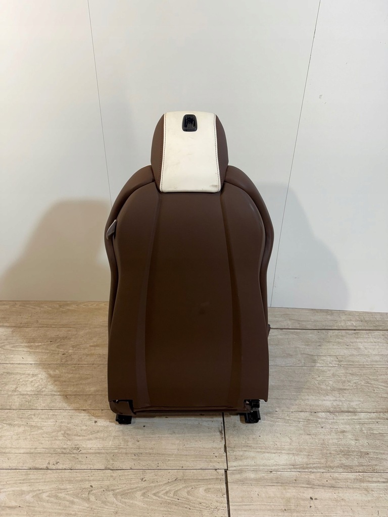 фото №7, Ferrari 458 сиденье водителя заднее сиденье