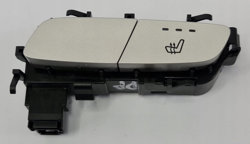 фото №1, Кнопка подогрев сиденье правый mercedes w213