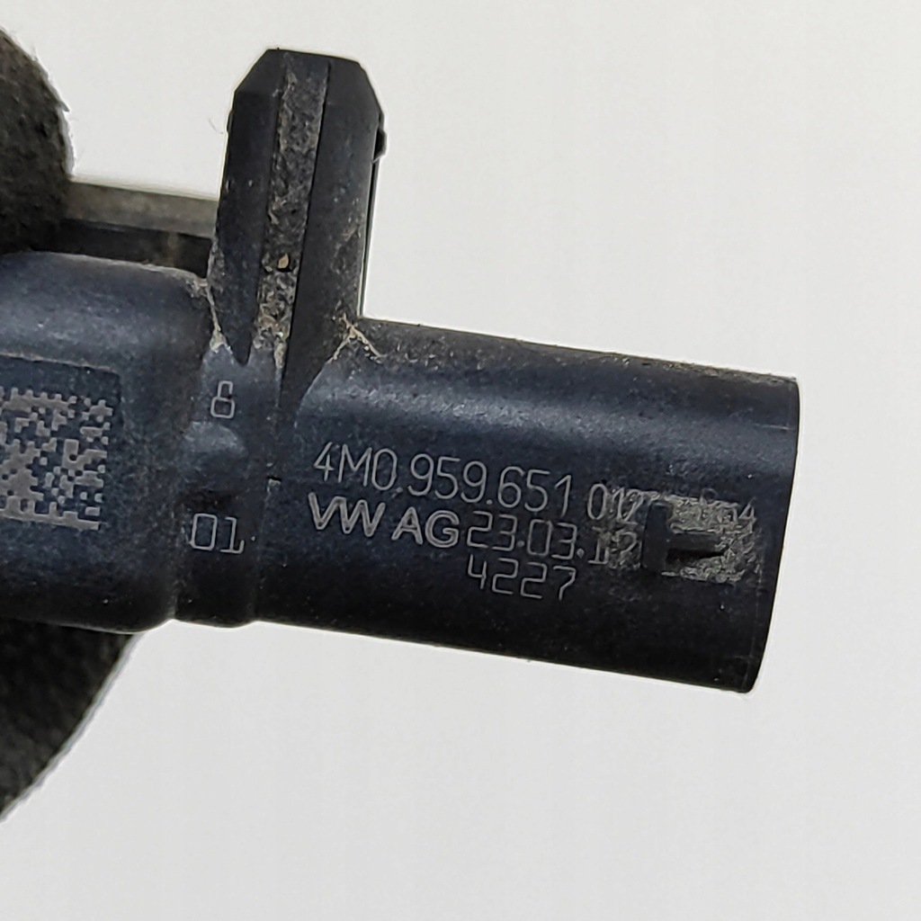 фото №6, Audi a4 allroad b9 2017 задняя сторона правая датчик удара подушка безопасности