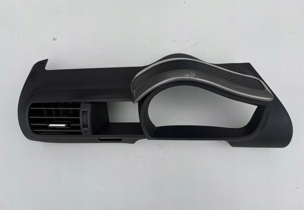 фото №1, Рамка корпус приборная панель спидометра toyota iq europa