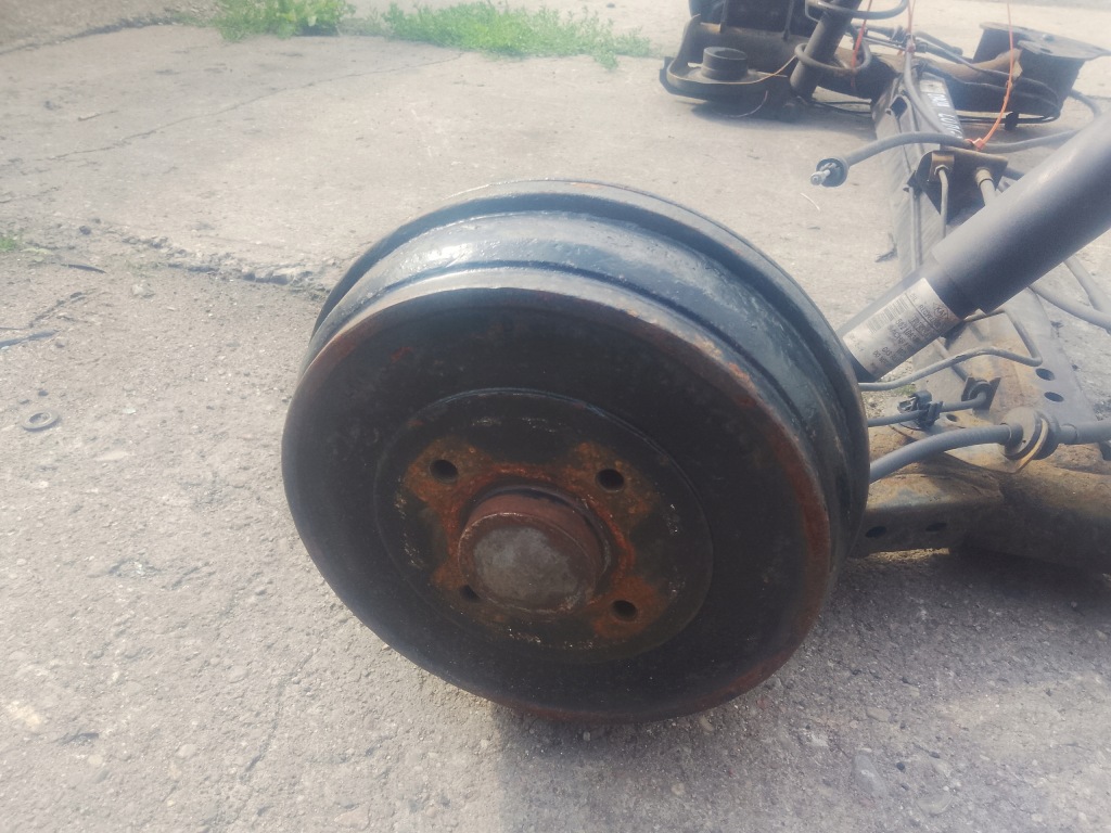 Dacia lodgy 12- підвіска балка задня задня 1.5 dci в Україні