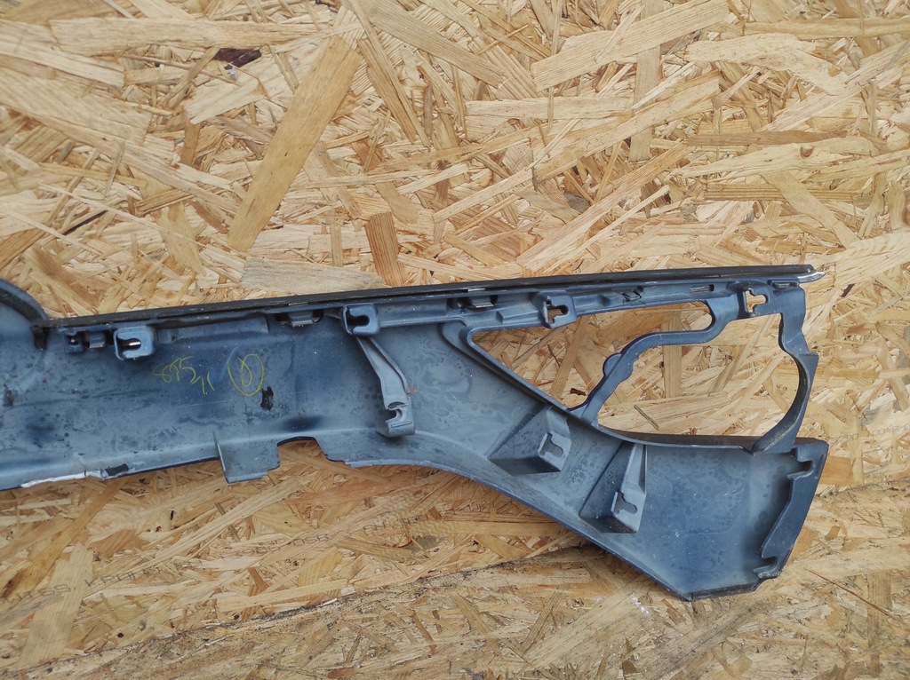 фото №6, Накладка кришки toyota avensis t29 sedan