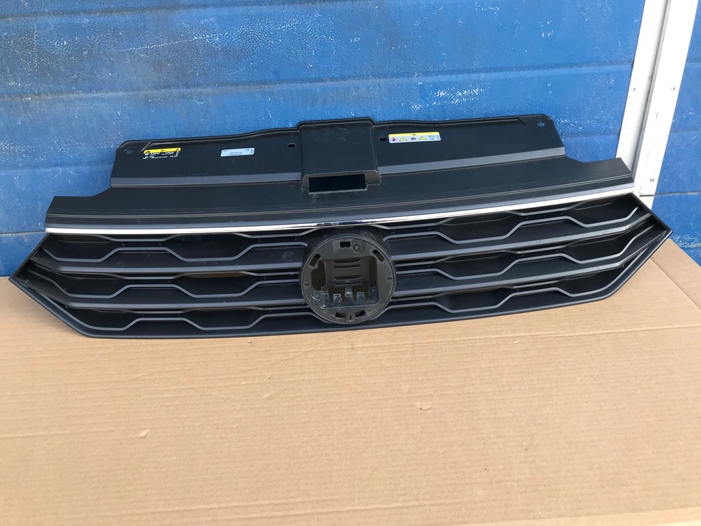 фото №1, Решётка радиатора vw t-roc 2ga853651f