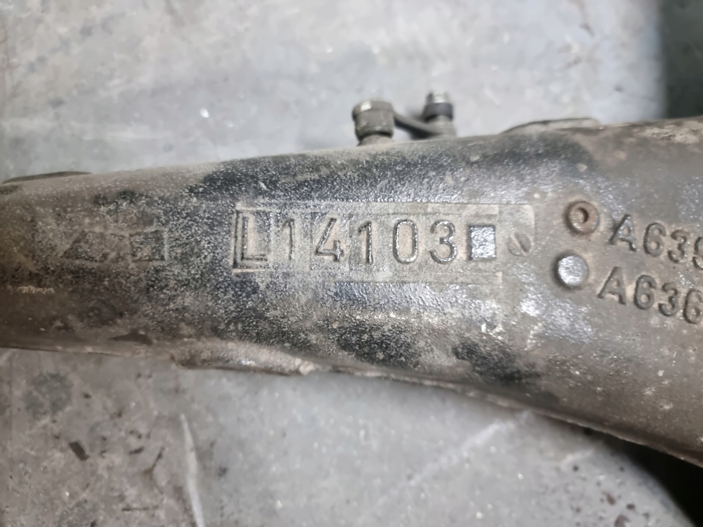 фото №6, Mercedes w639 поворотный кулак левая задняя + приводной вал