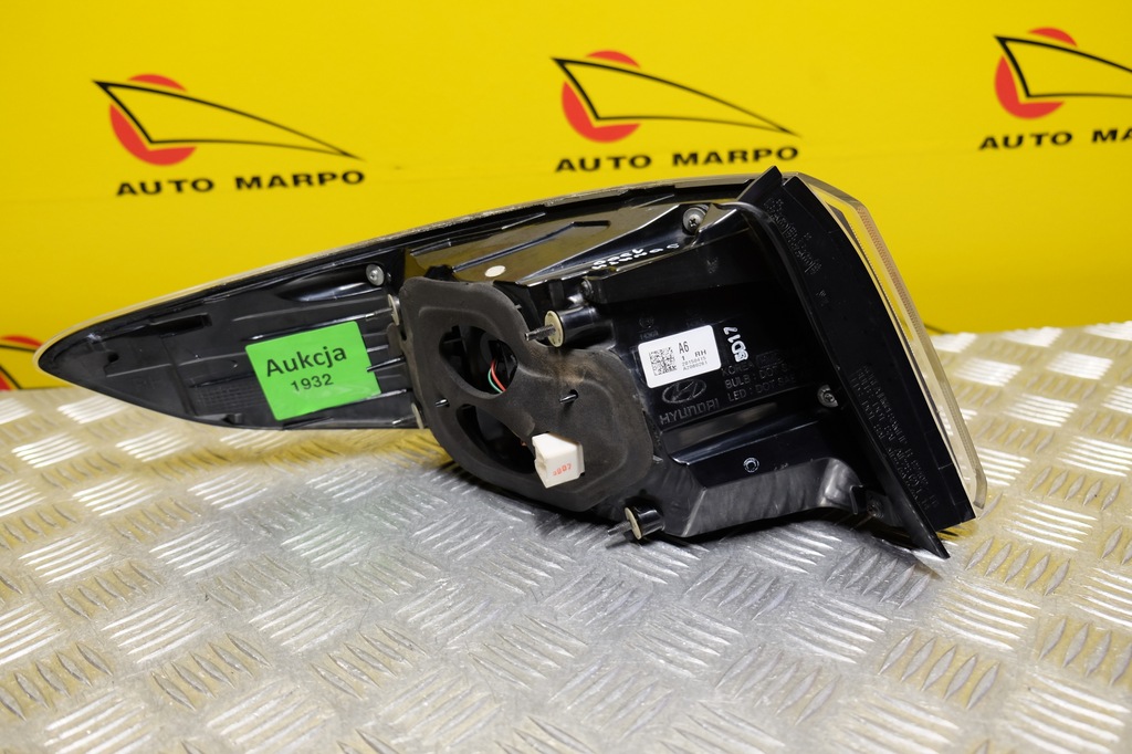 фото №12, Hyundai sonata hybrid 2015- лампа задняя правая usa