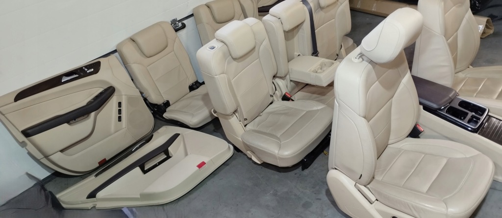 Сиденья заднее сиденье обшивки 7 человек mercedes gl gls w166 x166 eu комплект Киев