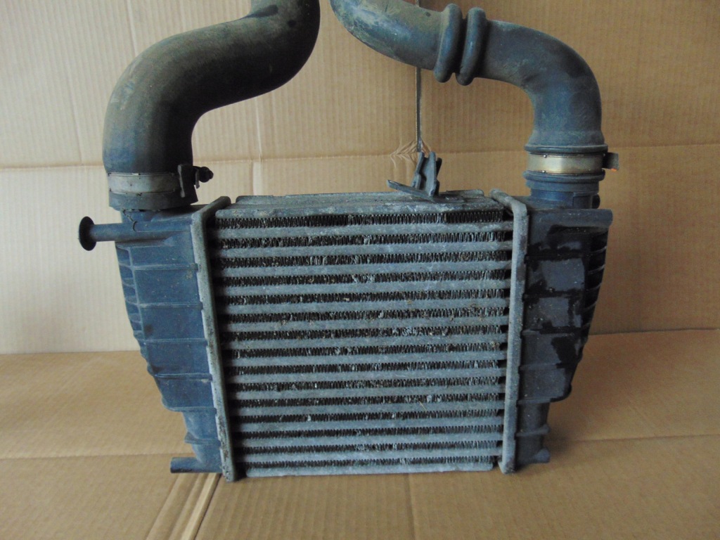 Купити Радіатор інтеркулер renault modus 1,2