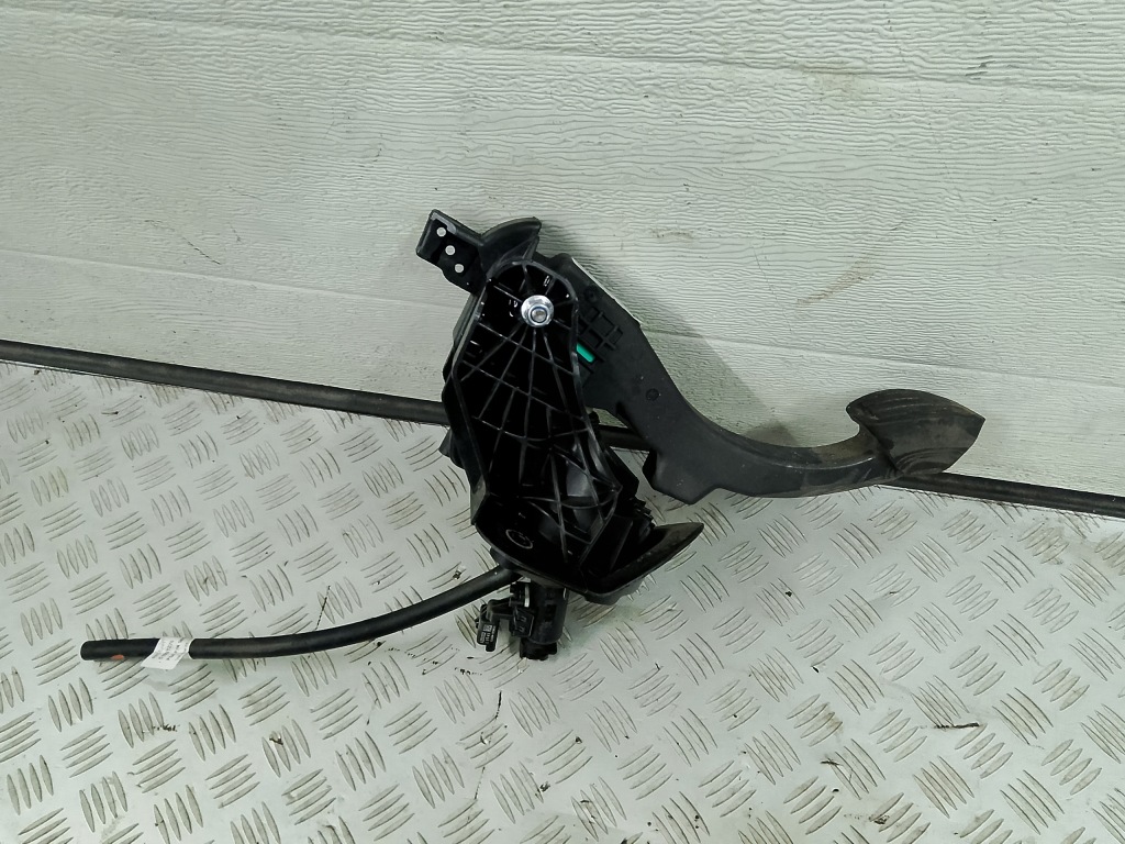 фото №1, Toyota proace peugeot partner k9 2023 педаль зчеплення 9820886180