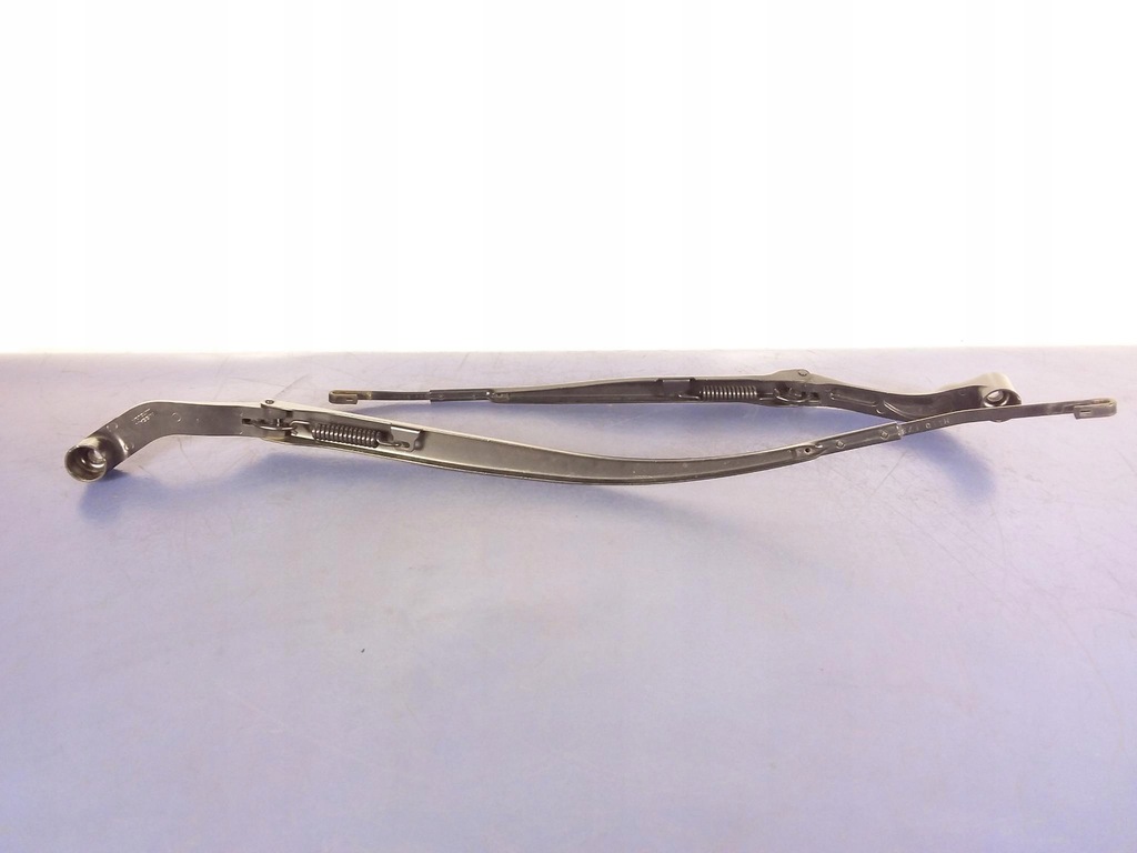 фото №2, Infiniti q50 важелі двірник перед