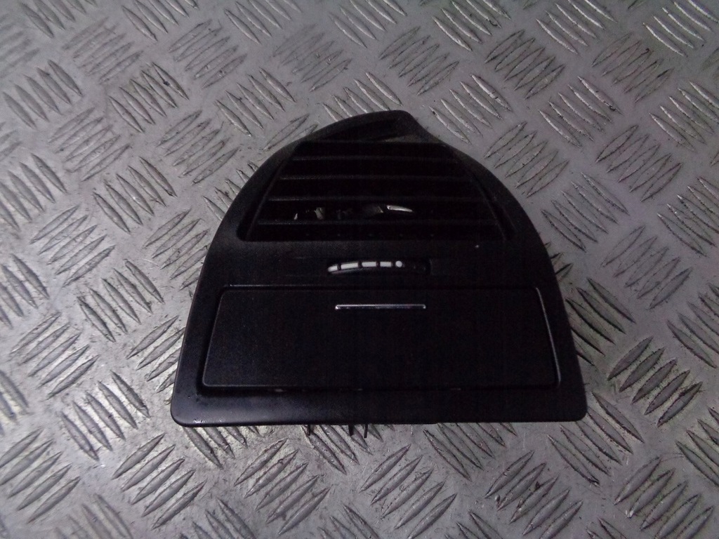 фото №1, Решётка обдув правая citroen c4