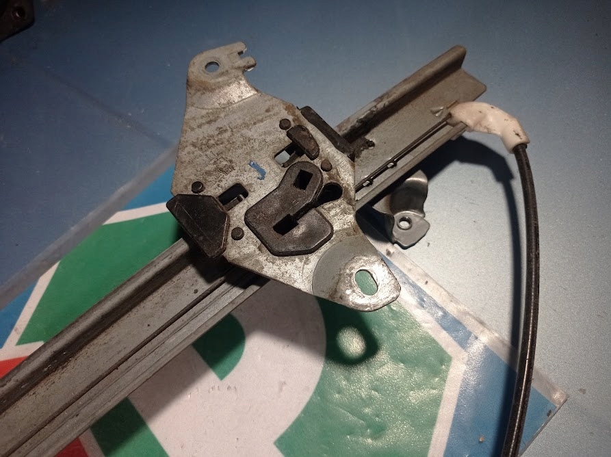 фото №6, Підйомник механізм скло primera p11 правий перед