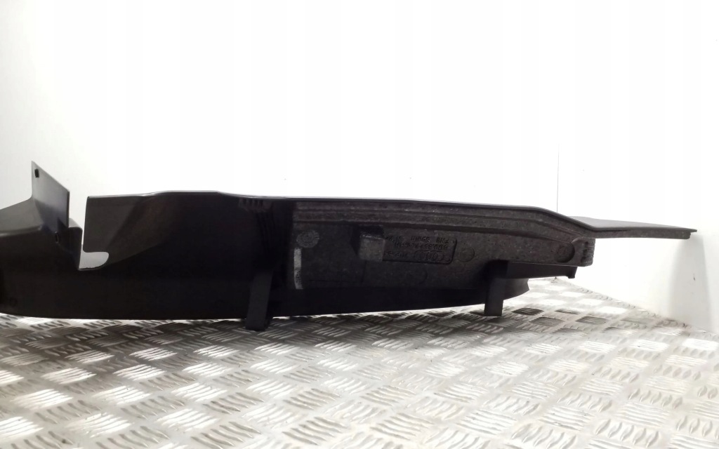 2013 audi q3 8u пластик боковий сидіння 8u0867768 Недорого