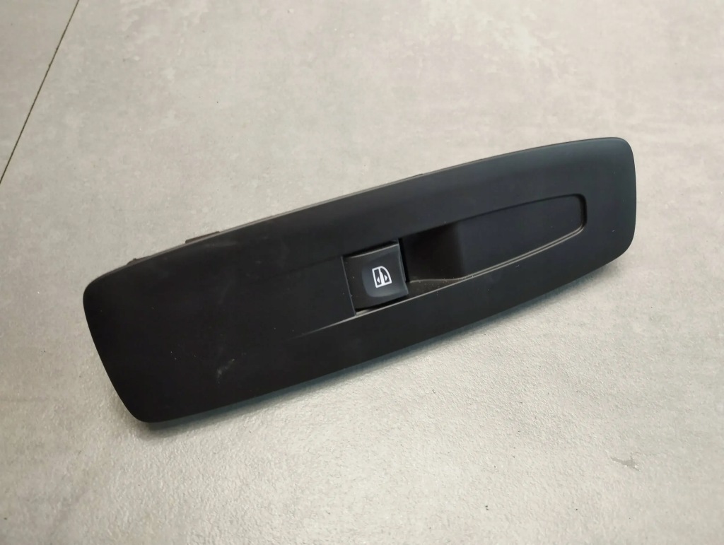 фото №1, Renault scenic iv переключатель стекло правый задняя 809605274r