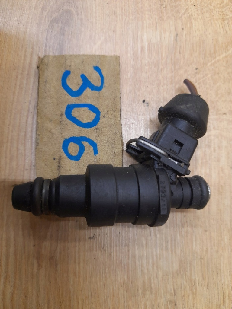 фото №1, Инжектор форсунка топлива peugeot 306 2.0 8v