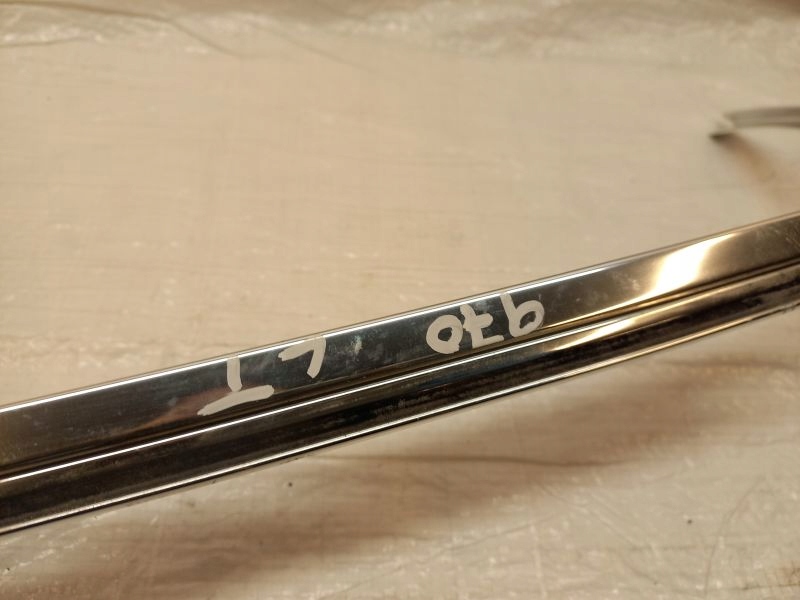 фото №5, Porsche panamera 970 рамка дверь хром левый задняя