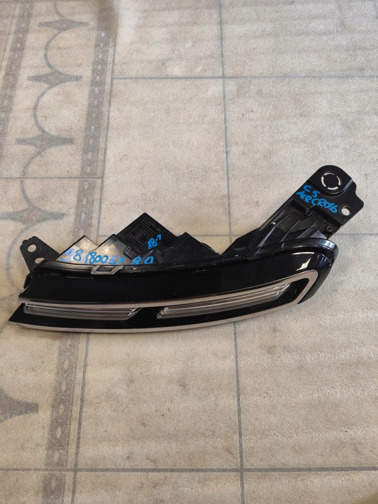 Купити Фара протитуманна фара лівий led drl citroen c5 aircross 18-22rok 9818005180 c84 оригінал