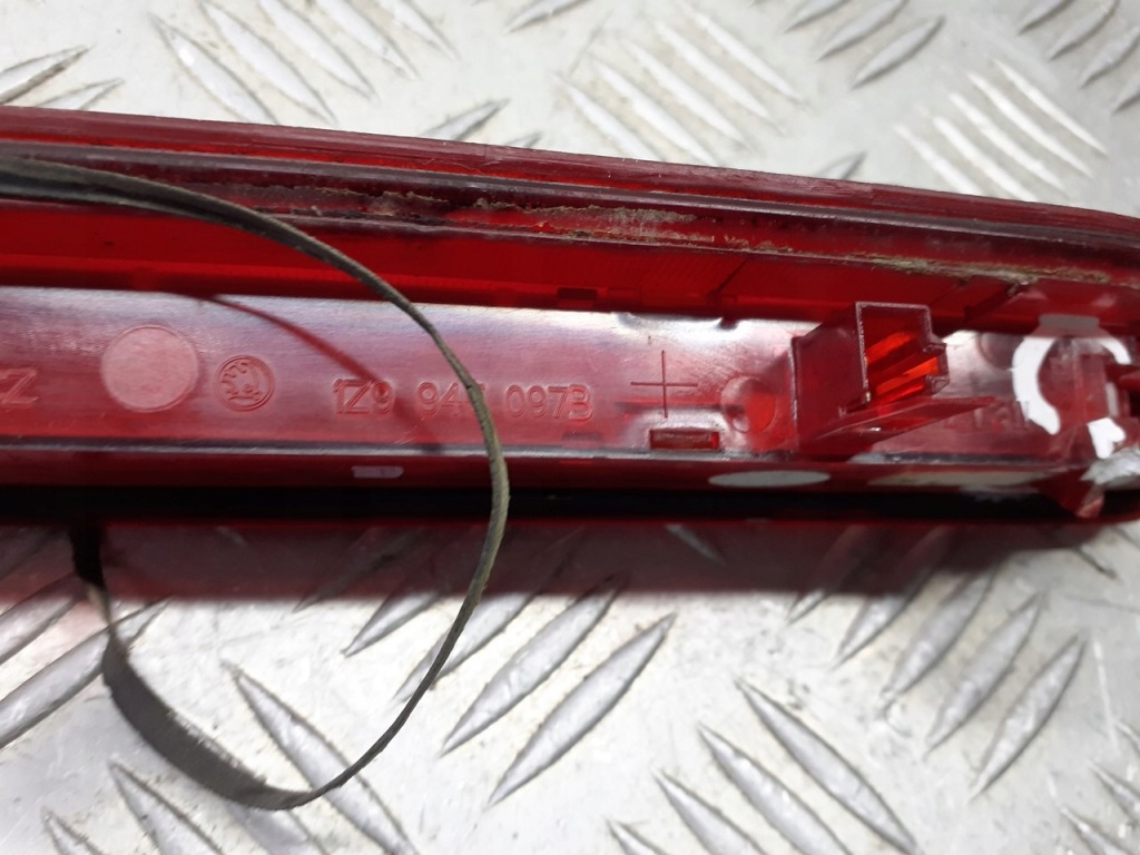 фото №3, Свет стоп-сигнал skoda octavia ii 1z9945097