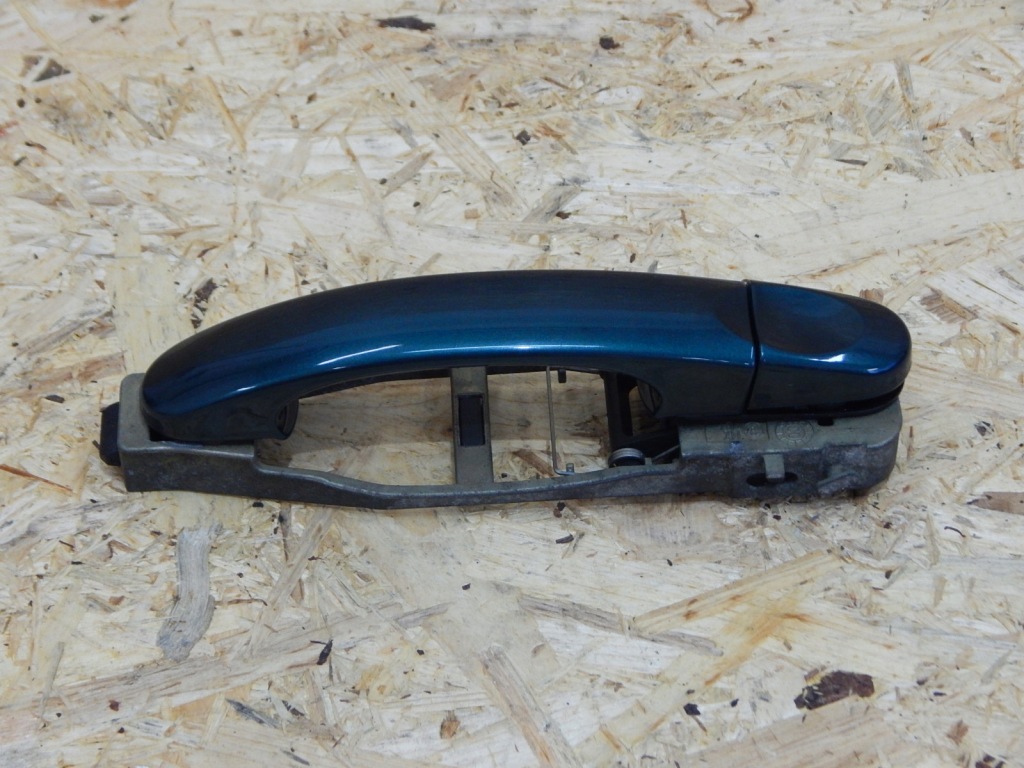 фото №1, Vw t5 caravelle multivan ручка правая перед lb6w