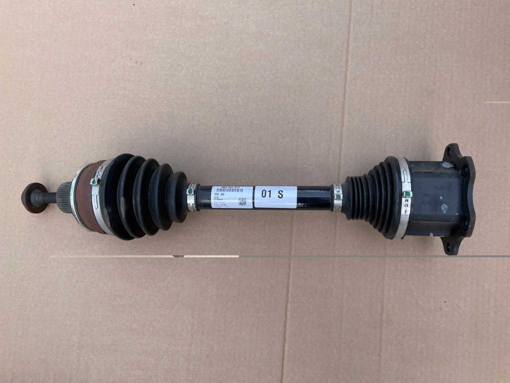 фото №1, Audi e-tron 4ke приводной вал передняя левая 4ke407271