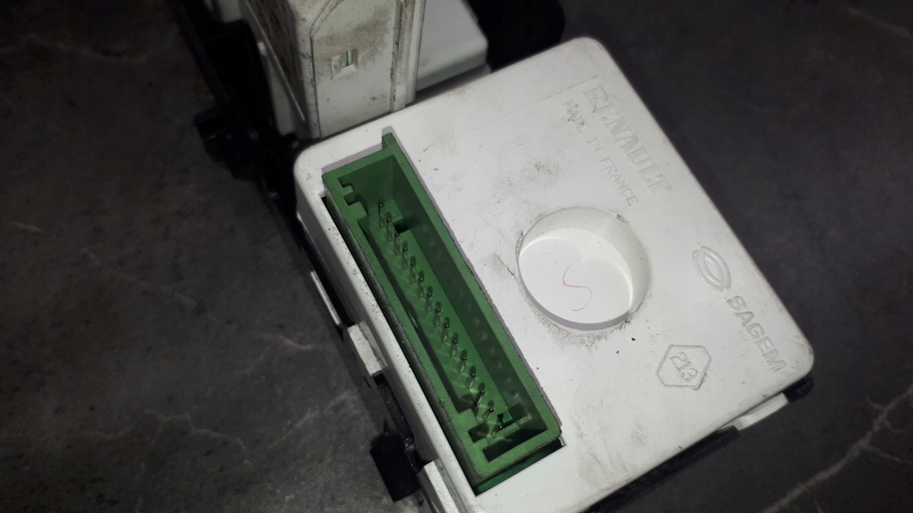 фото №10, P8200002604a wyswietylacz renault laguna ii