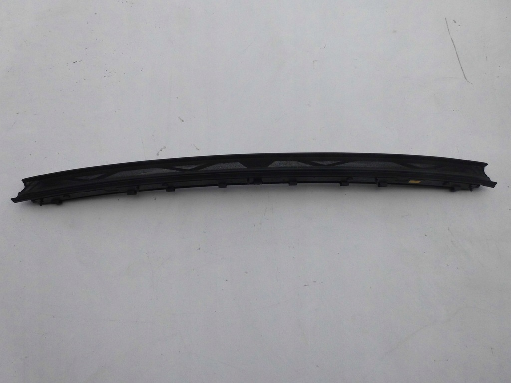 фото №1, Ветрозащитный экран ветровик 1q0877651e vw eos 1q оригинал