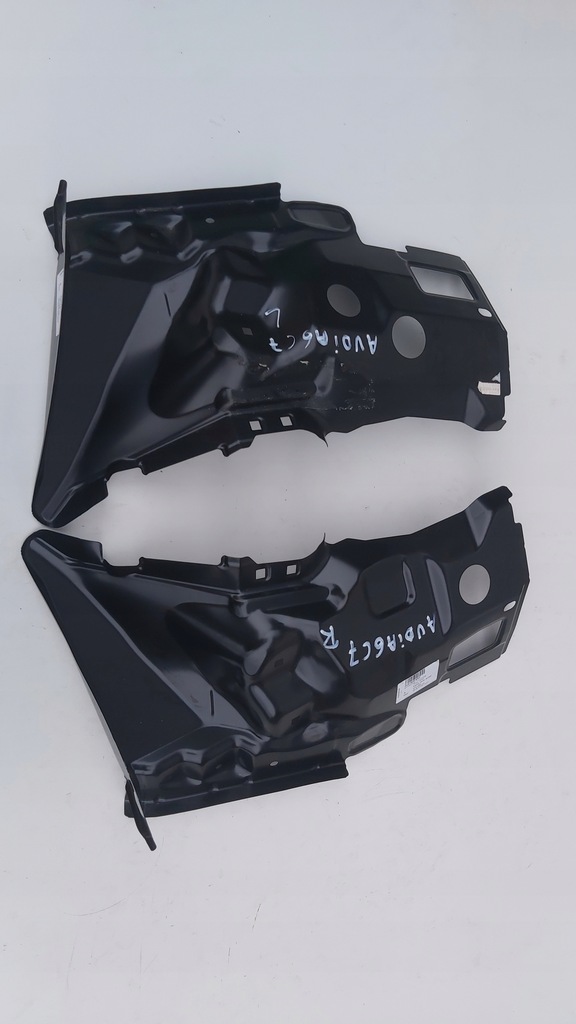 фото №1, Audi a6 c8 kombi ouklar поперечина задняя левый правый