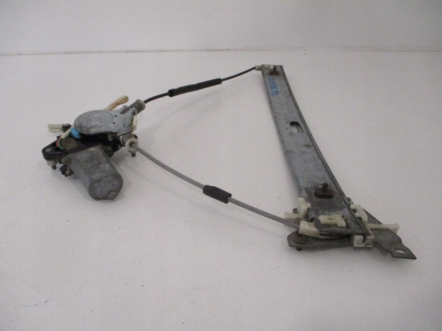 фото №8, Mazda premacy электрический подъемник стекло передней 2 pin cm010420d