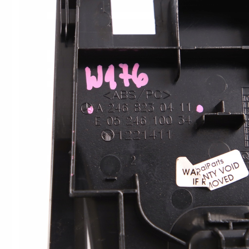 фото №10, Mercedes w176 w246 защита заглушка панель разъём usb aux czarna a2468230411