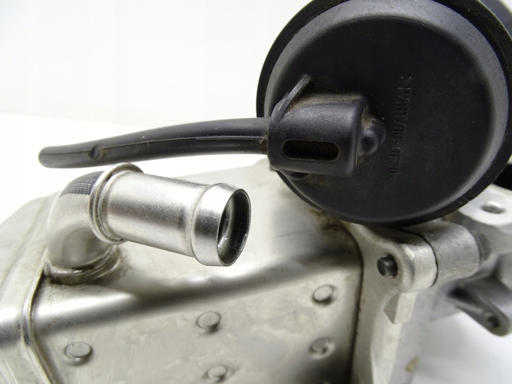 фото №11, Клапан egr радиатор выхлопных газов volvo v40 ii v60 i s60 ii xc60 i 2.0d 31370670