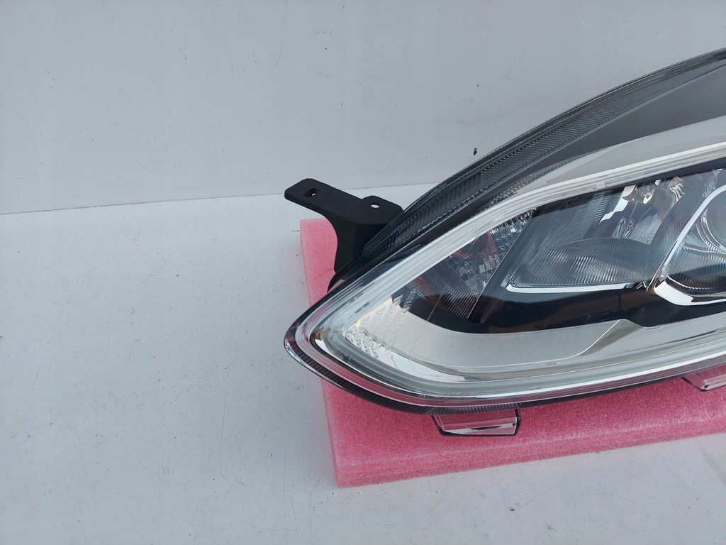 фото №12, Фара передний левая сторона ford fiesta mk8