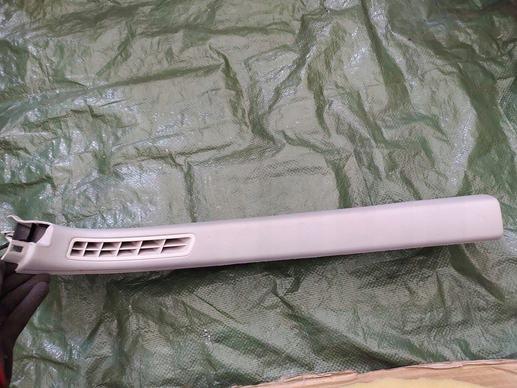 фото №10, 1k5868490 обшивка защита стойка правая vw golf v 5