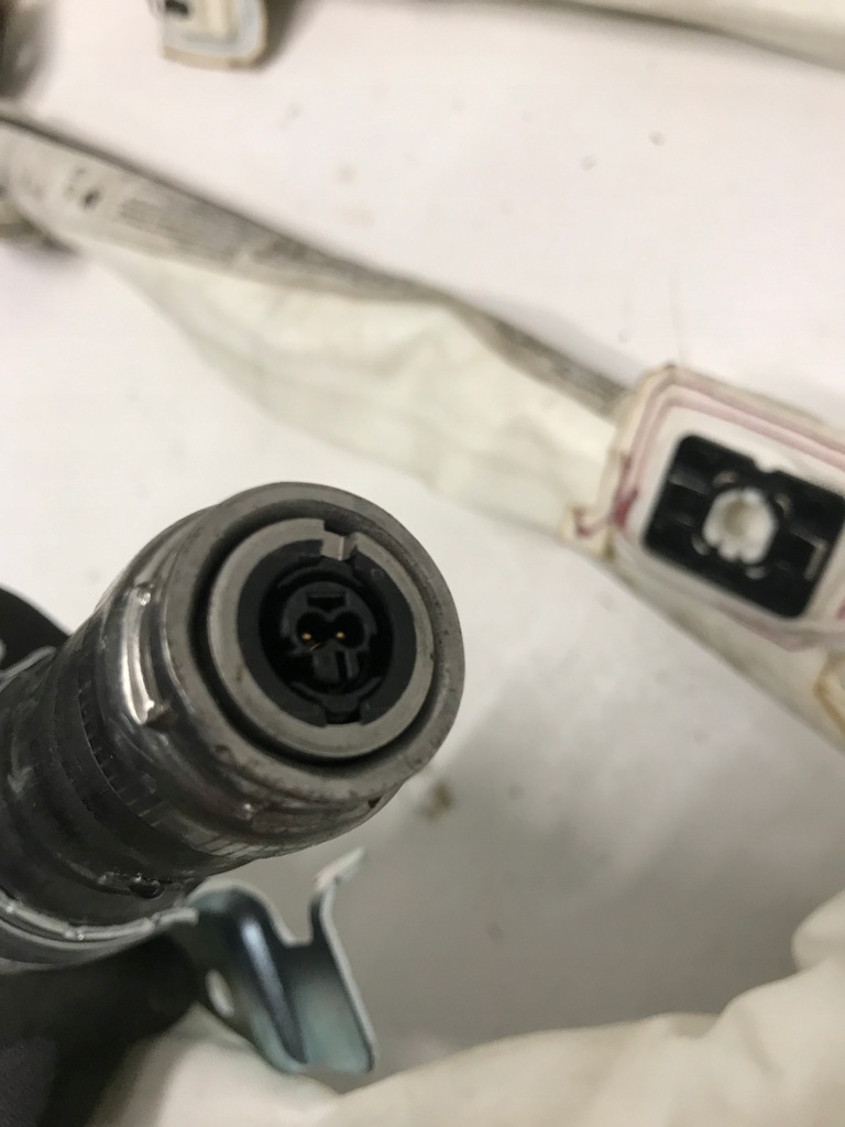 фото №4, Mercedes w166 gle шторка безпеки права a1668602500