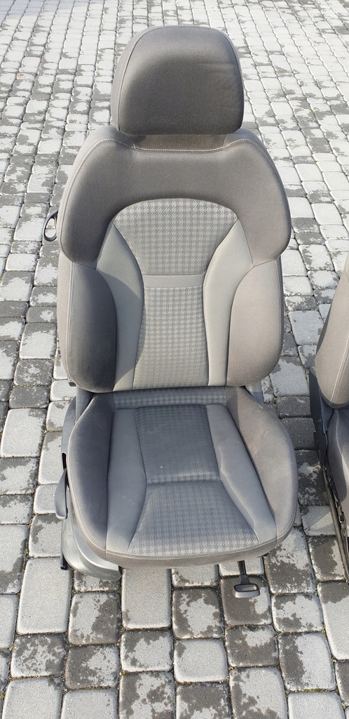 фото №5, Сиденья заднее сиденье audi a1 8x 2010- 3d с подогревом