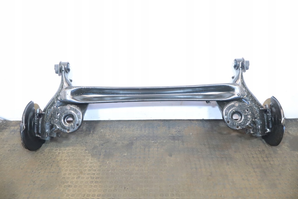 фото №4, Балка подвеска задняя toyota yaris iv cross