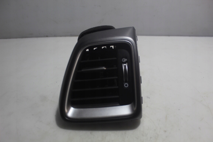 фото №1, Решётка обдув правая kia ceed iii