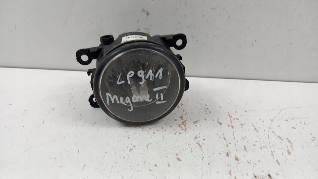 Купить Renault megane 3 противотуманная фара перед левый