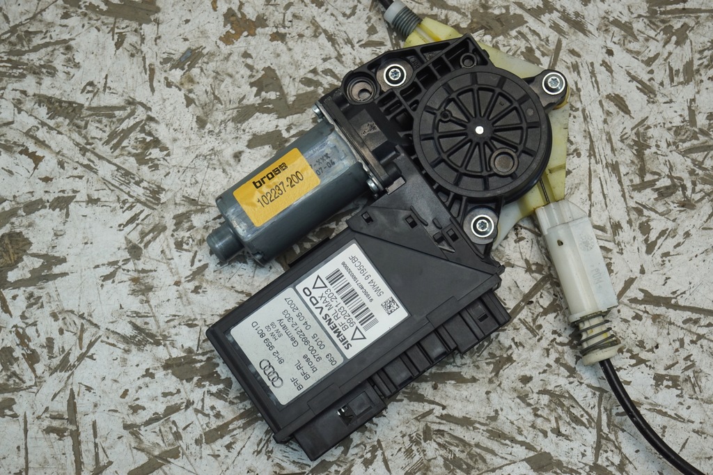 фото №6, Подъемник механизм стекло левый перед audi a4 b7 cabrio