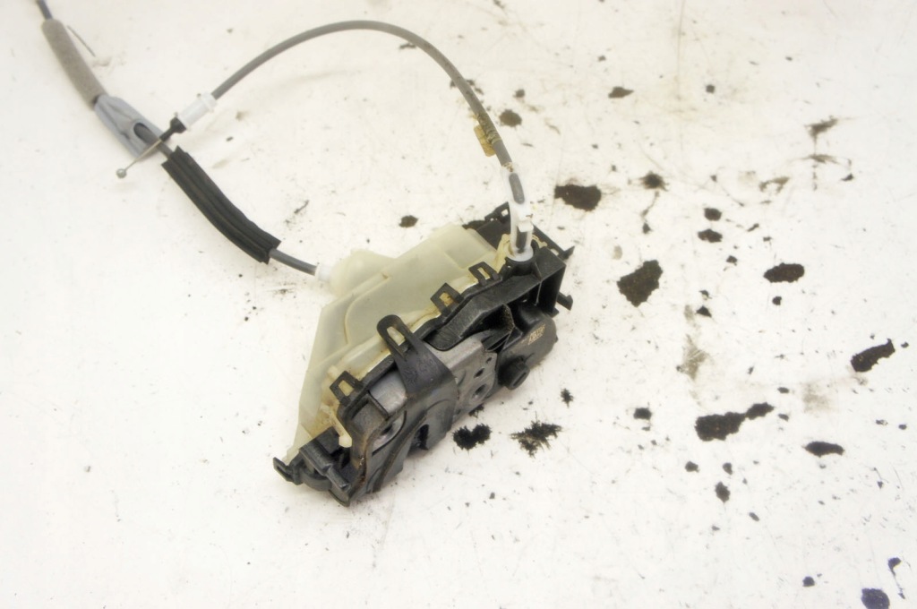 Un165 opel corsa f замок дверь правый перед psa292847 16944413 5052m0240m2 в Украине