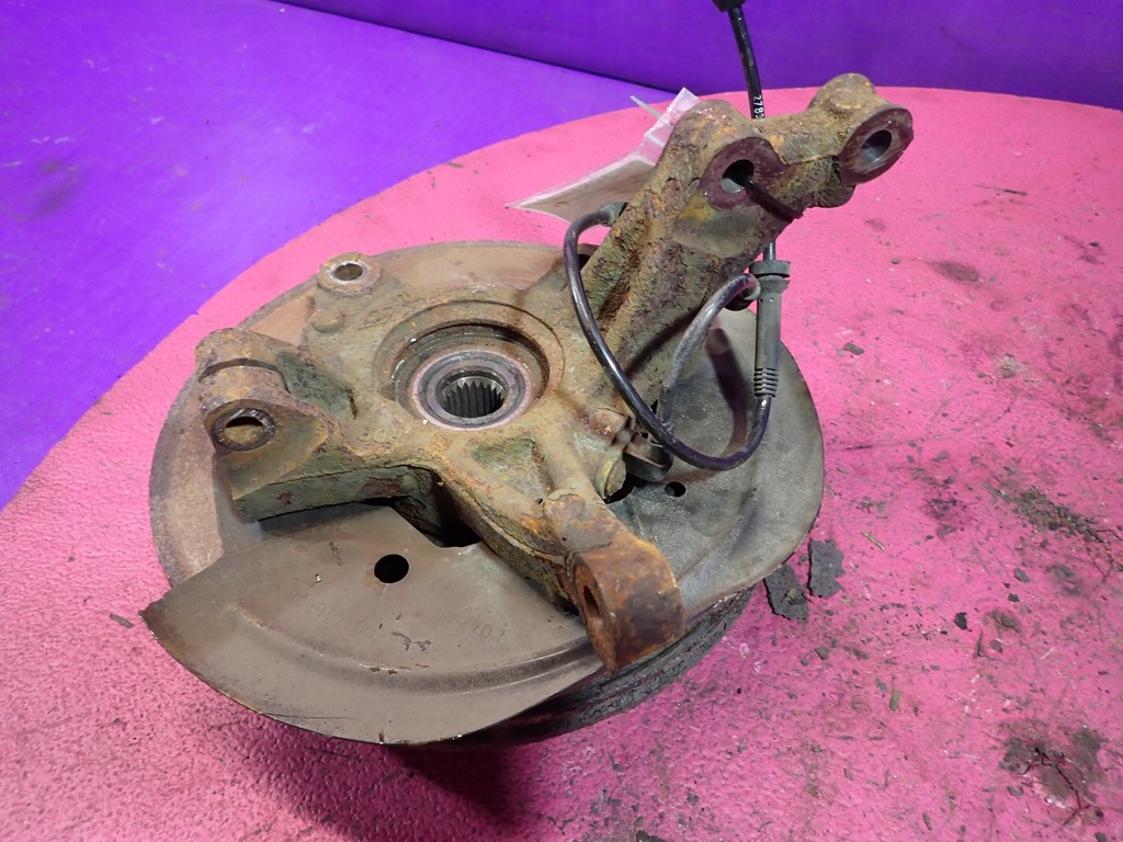 фото №4, Sandero ii 13- 1,5dci поворотный кулак перед правая ступица