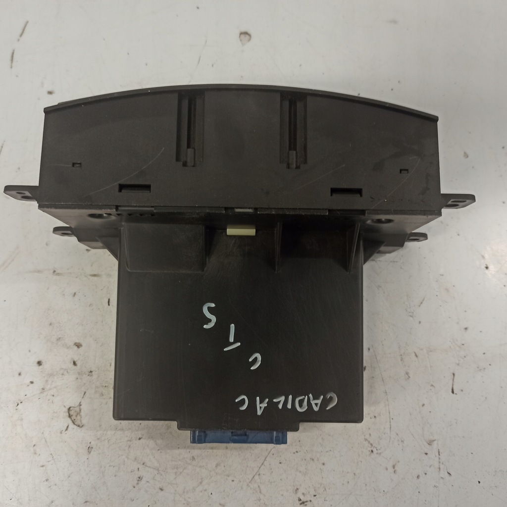 фото №9, Cadillac cts панель кондиціонера обдув 21992569 mx237000-1062