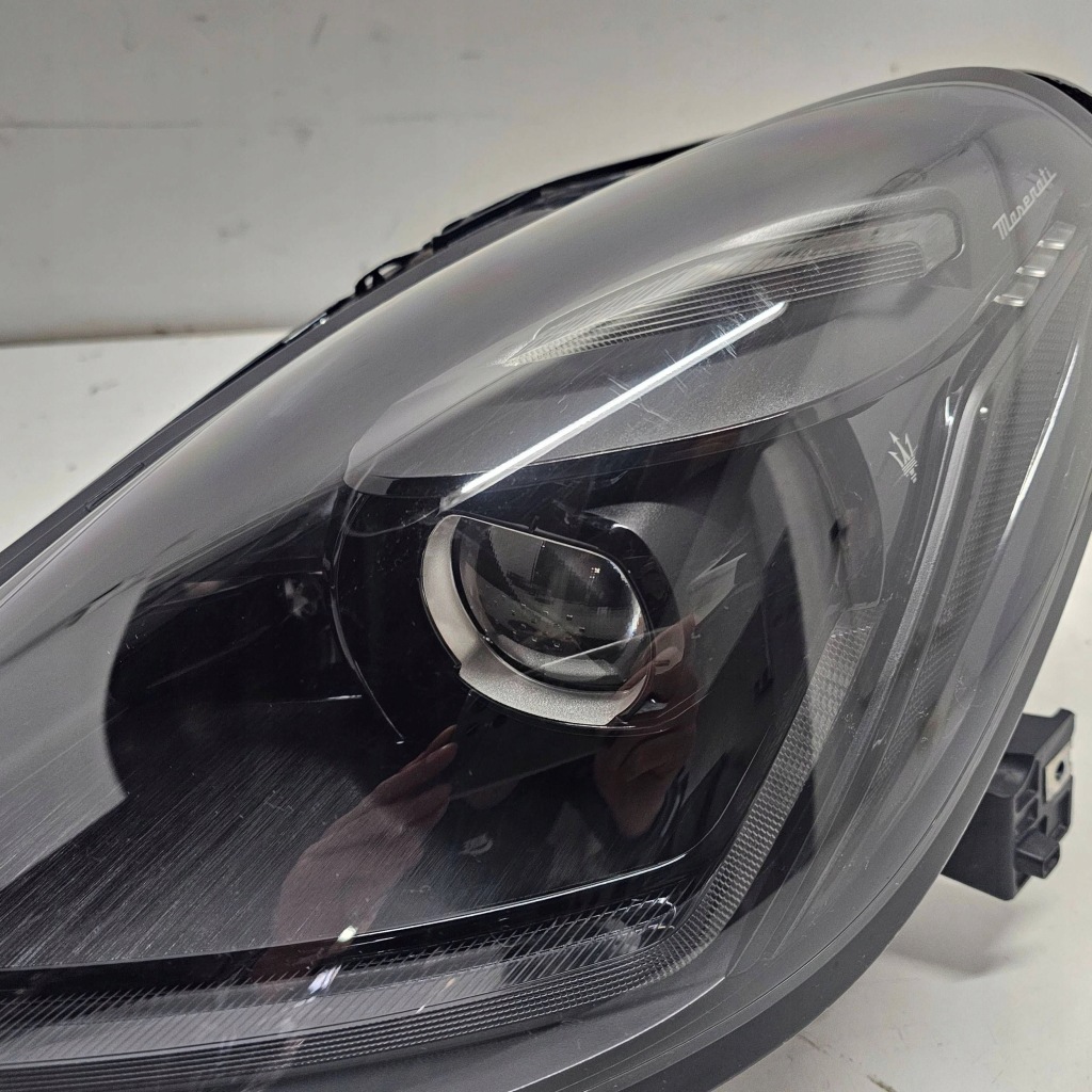 Фара ліва перед maserati grecale full led 06702930730 Оригінал