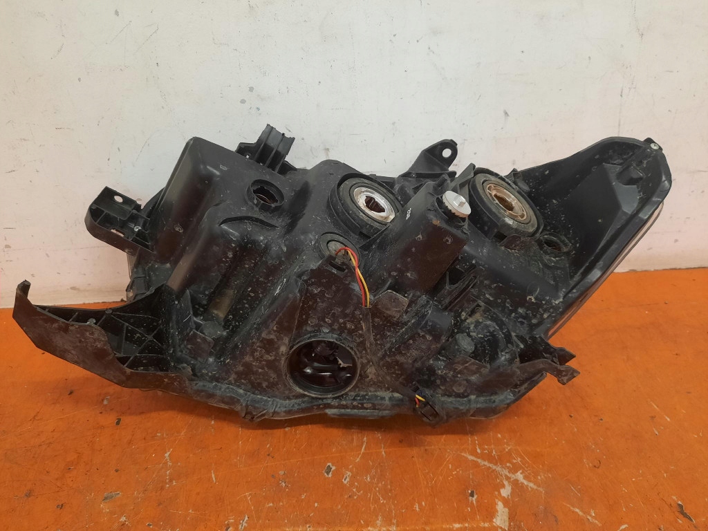 фото №14, Toyota tacoma 16-20 лампа права перед фара правий